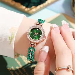Ladies Quartz Watch, Rhinestone Small Dial Slim Bracelet Free Adjustable Quartz Watch