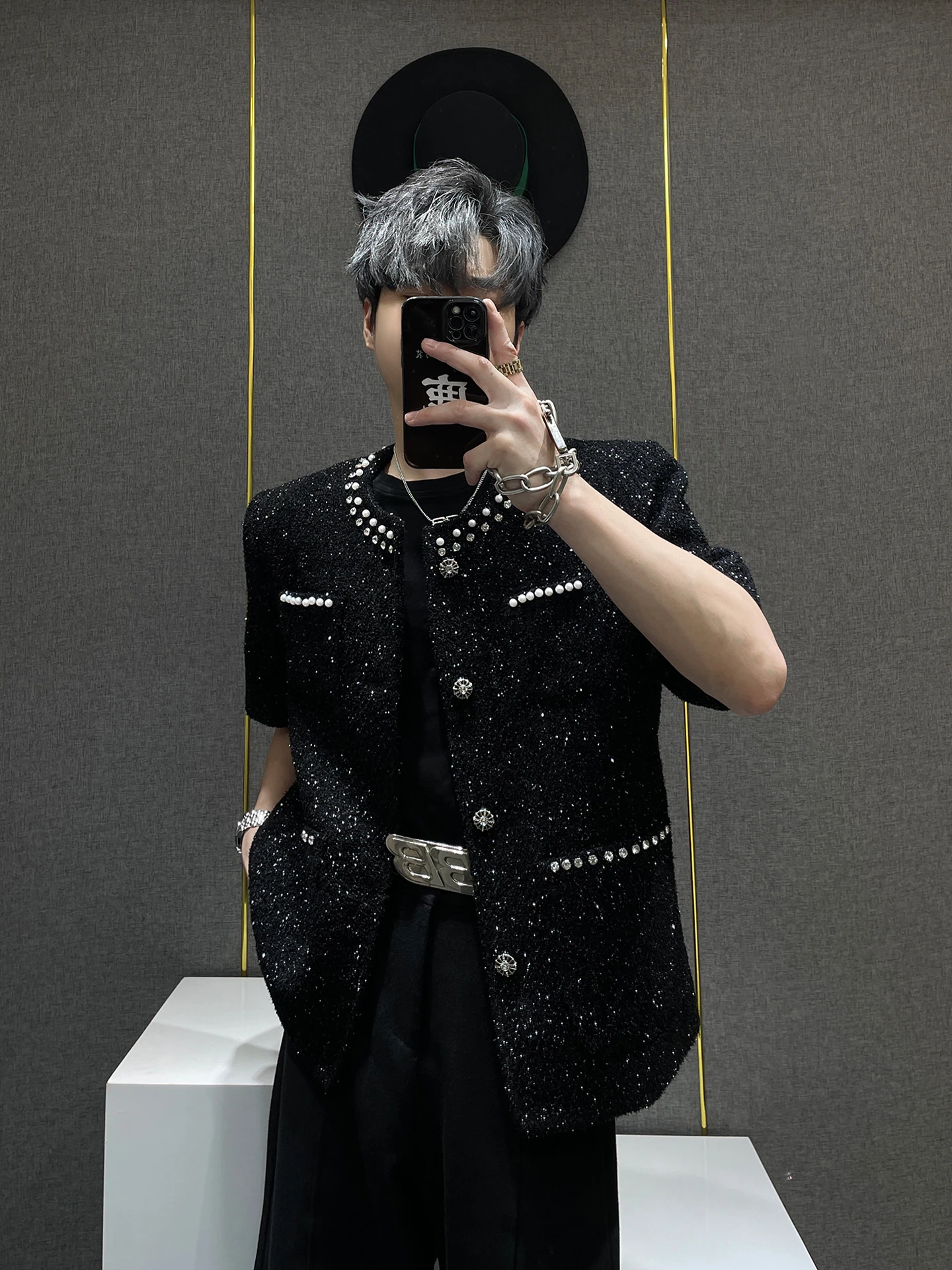 

Summer New Men's Short Pearl Embellished Shoulder Pad Jacket Heavy Woolen Coat High-End Design Loose Fit Anti-Wrinkle Polyest...