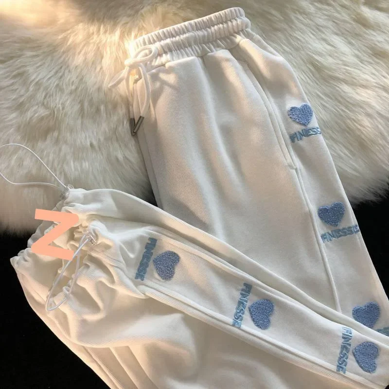 

Women Embroidery Sweatpants Fashion Streetwear Female High Waist Wide Leg Pants Casual Loose American Style Trousers