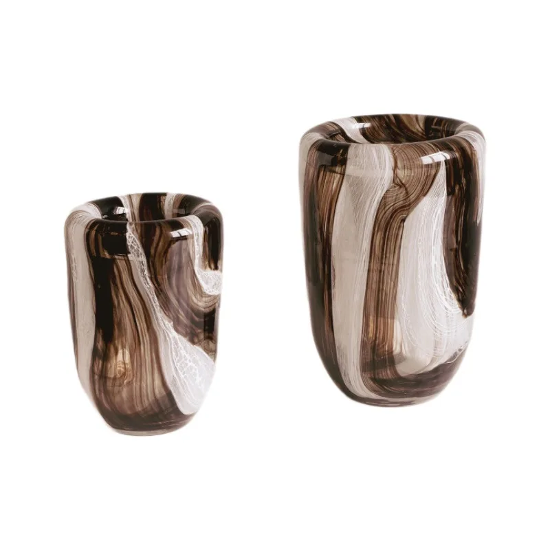 

Modern light luxury glass vase, high-end flower arrangement design, niche big flower utensils are beautiful