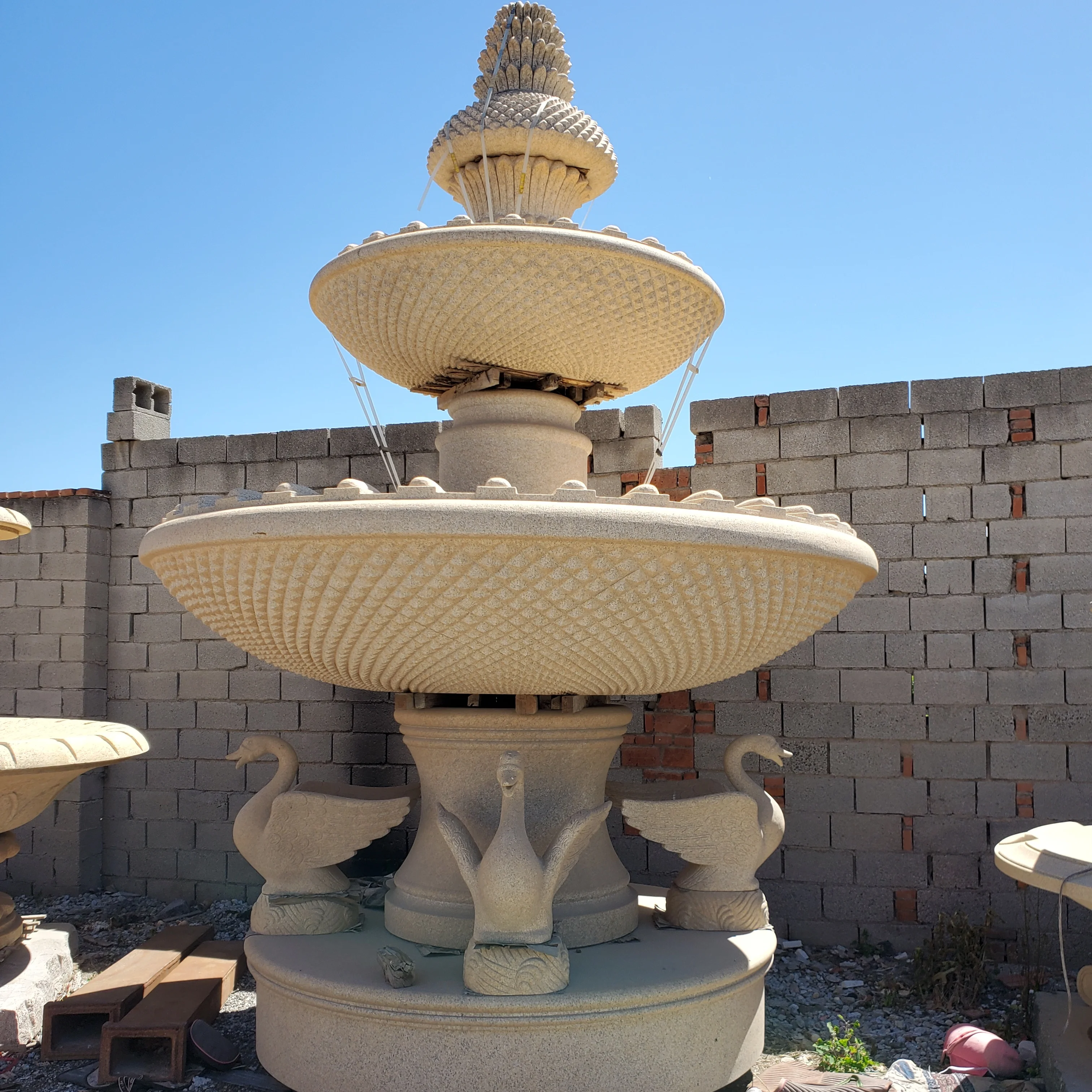 

Customizable Modern European Style Outdoor Marble Fountain Western-Styled Marble Sculpture for Gardens Parks Villas