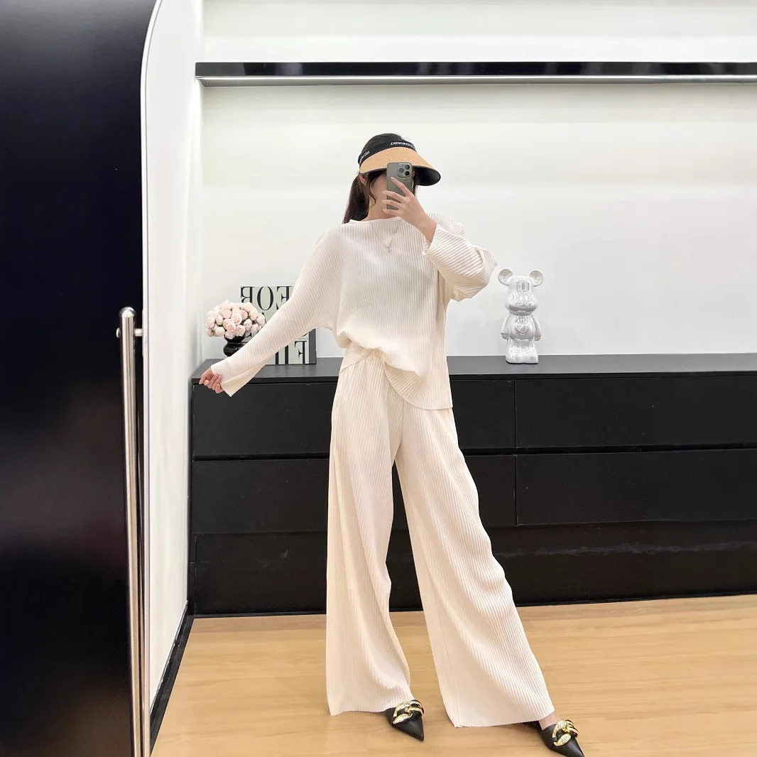 

ALSEY Miyake Solid Colour O-Neck Long Sleeve Top + Pleated High Waist Pants 2 Piece Set 2025 Summer New Fashion Women's Suit