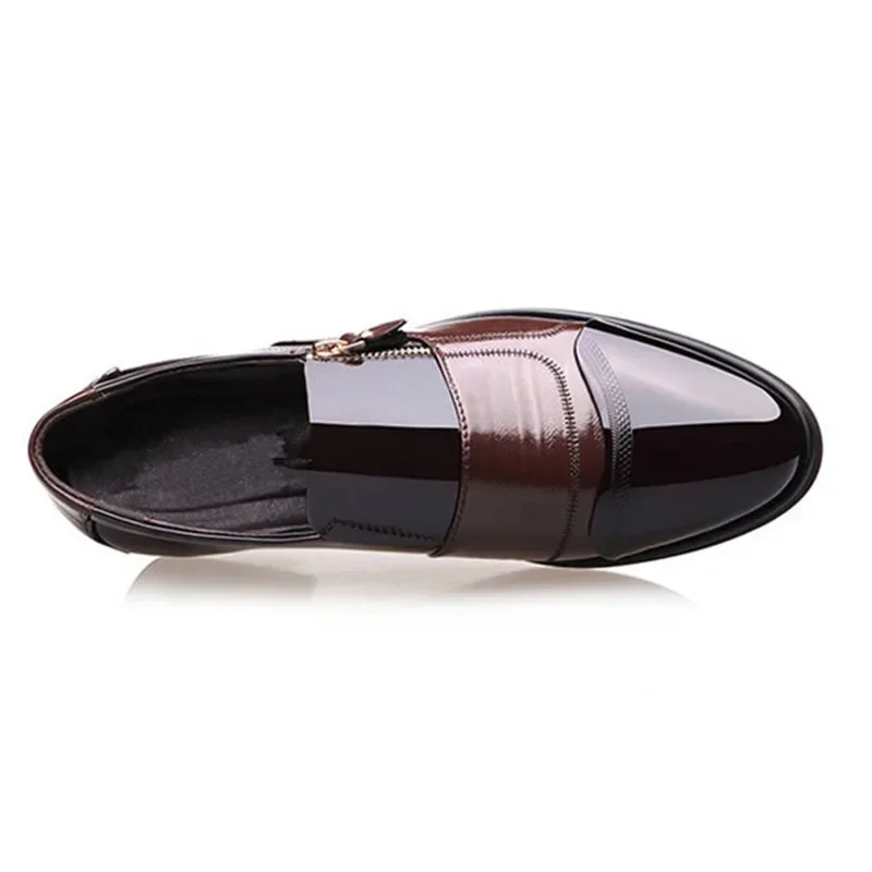 Sapato Oxford de Negócios masculino, sapato de couro macio casual, respirável, mocassins pontiagudos, com zíper flats, slip-on, sapatos de condução, novo