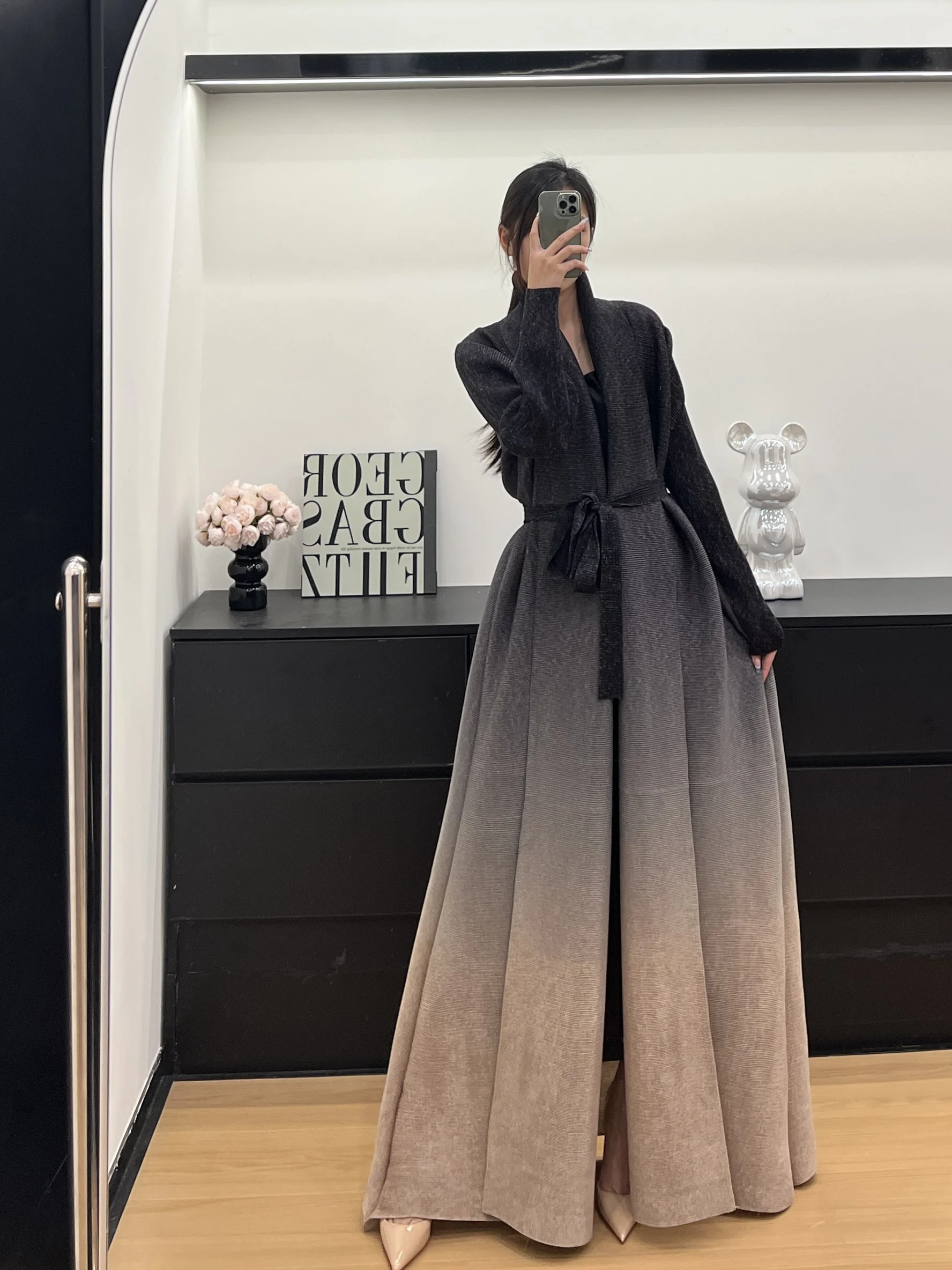 

Women Large Size 2026 Summer New Round Neck Gradient Colour Retro Cardigan Tie Design Loose Large Festival Clothing