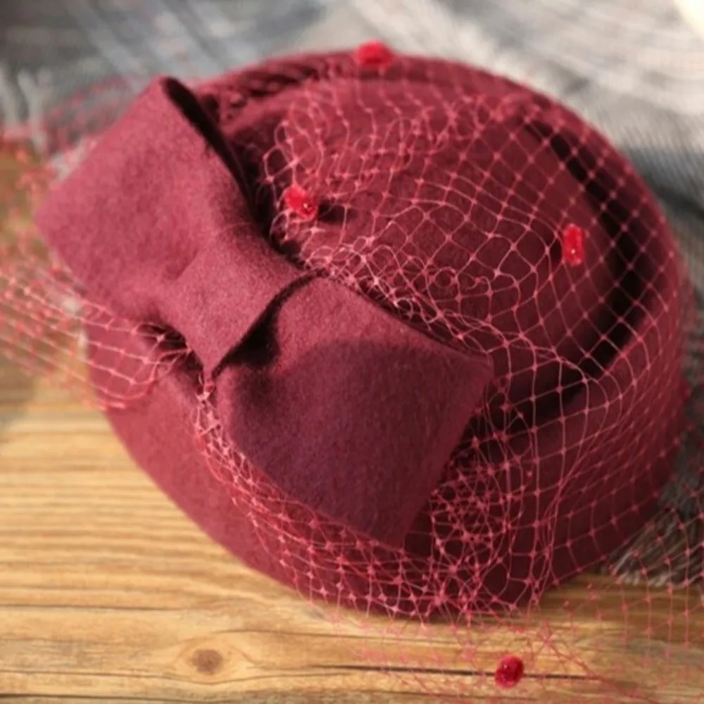 قبعة عصرية أنيقة من الصوف الشبكي لموسيقى الجاز قبعة صوفية دافئة قابلة للتنفس على الطراز البريطاني قبعة من الصوف لحفلات الزفاف