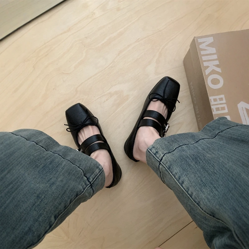 スクエアトゥシューズ女性快適でエレガントなボウノット女性靴モディスバレエフラットバタフライドレス-2026-新しいヒール