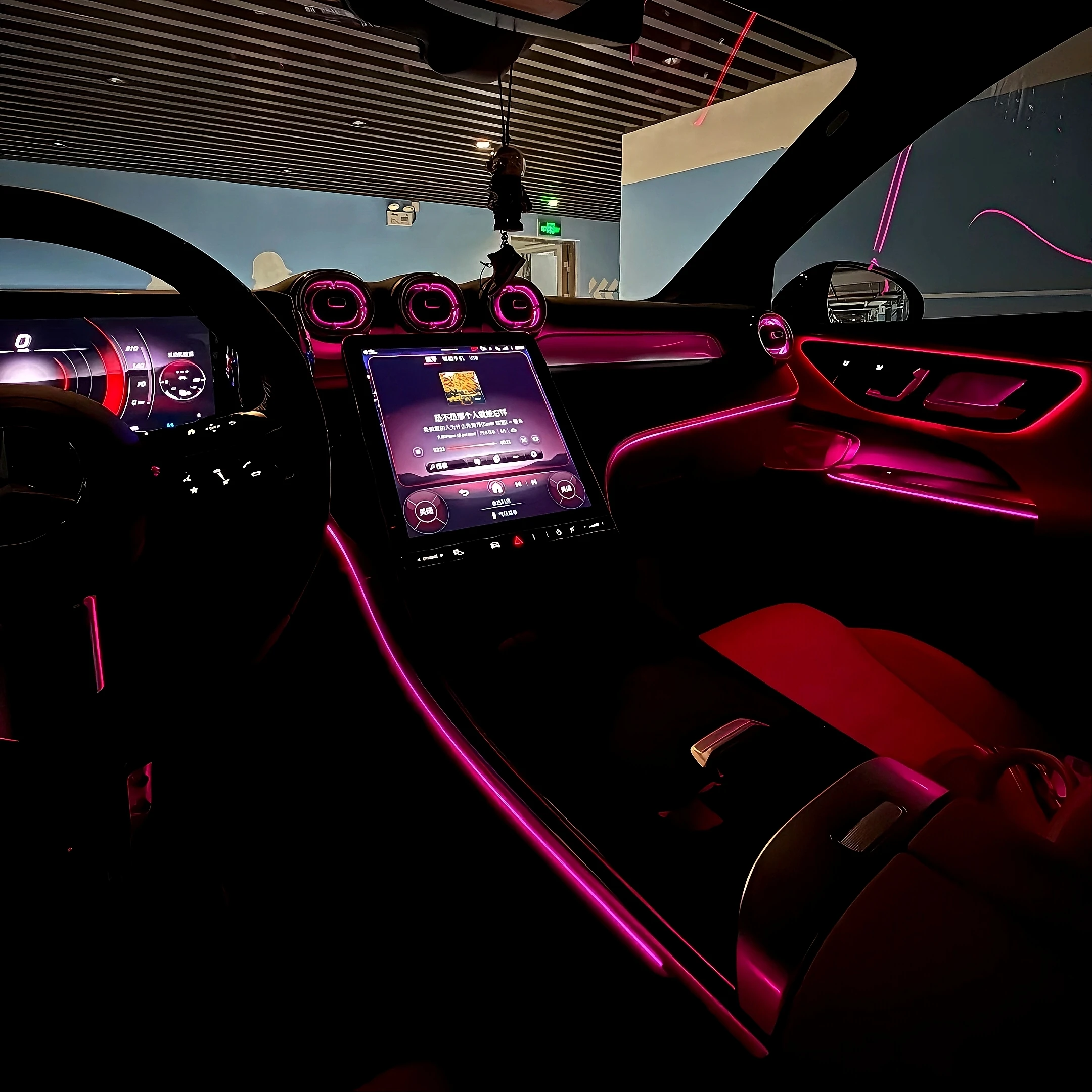 

Symphony Auto Interior Ambient Light X254 Б/у автомобильные световые полосы для Mercedes Cedes Benz New GLC-Class X254 Автомобильная атмосферная лампа