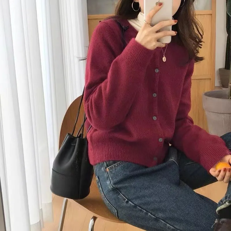 Fashionable Womens Short Cardigan Sweater Solid Color Casual Knitted Round Neck Thin Top Y2k Age Reducing Versatile Slim Sweater