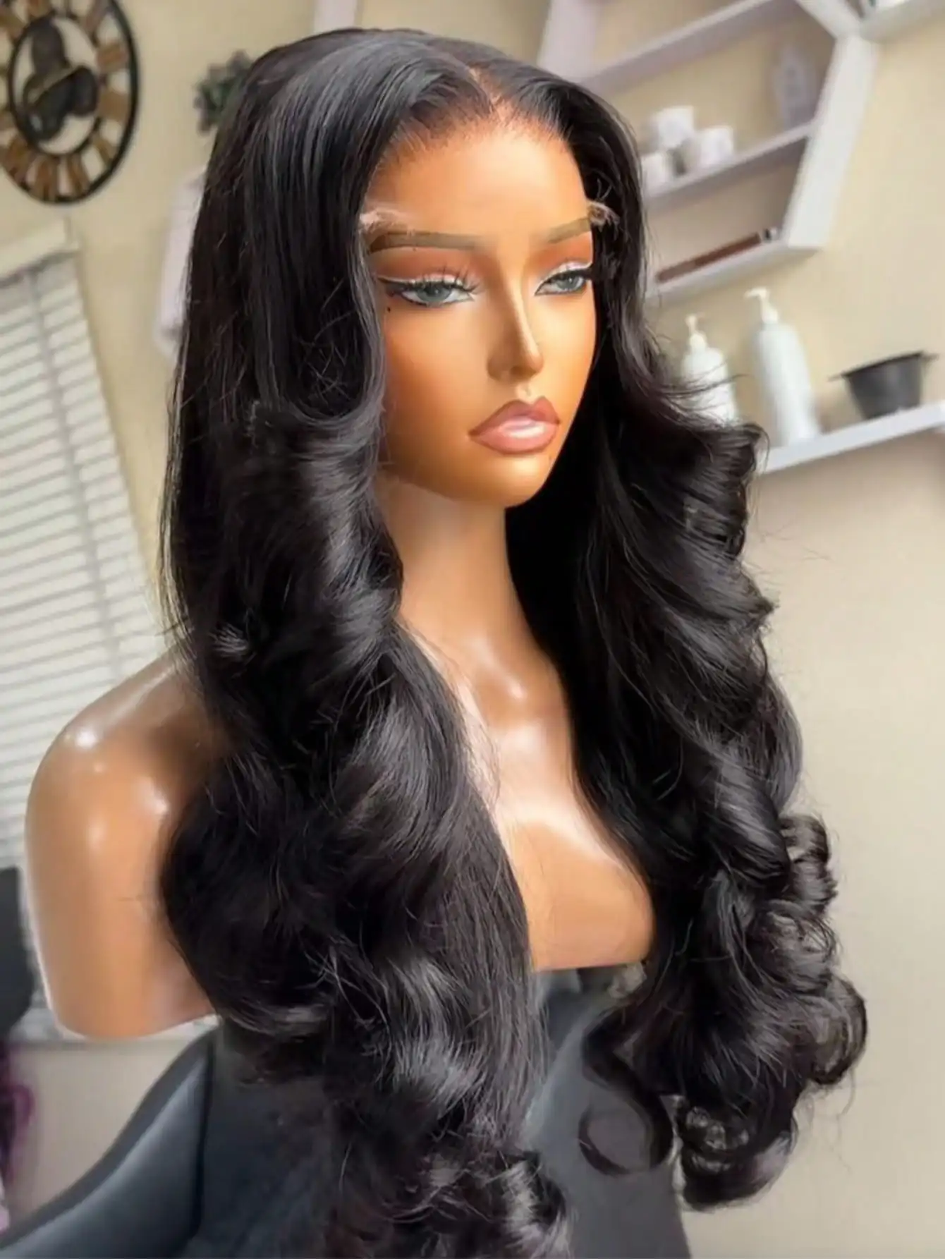

Bling hair 13x6 Body Wave 180% Density 13x4 HD Transparent Lace Frontal Human Hair Wigs 24 26 28 Inches Brazilian Pre Plucked With Baby Hair Water Wave Lace Front Wig For Women Natural Black Designed specifically for black women