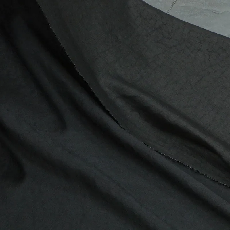 

Silk plain satin with crack pattern intangible cultural heritage Xiangyunsha fabric is used as the for cheongsam clothing