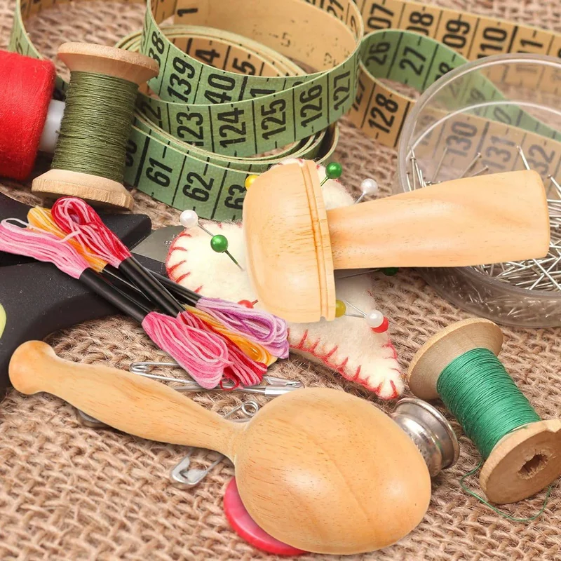 Kit di forniture per la decorazione da 2 pezzi uovo per la decorazione di calzini forniture per la decorazione in legno di funghi Darning con aghi per gli occhi cucito