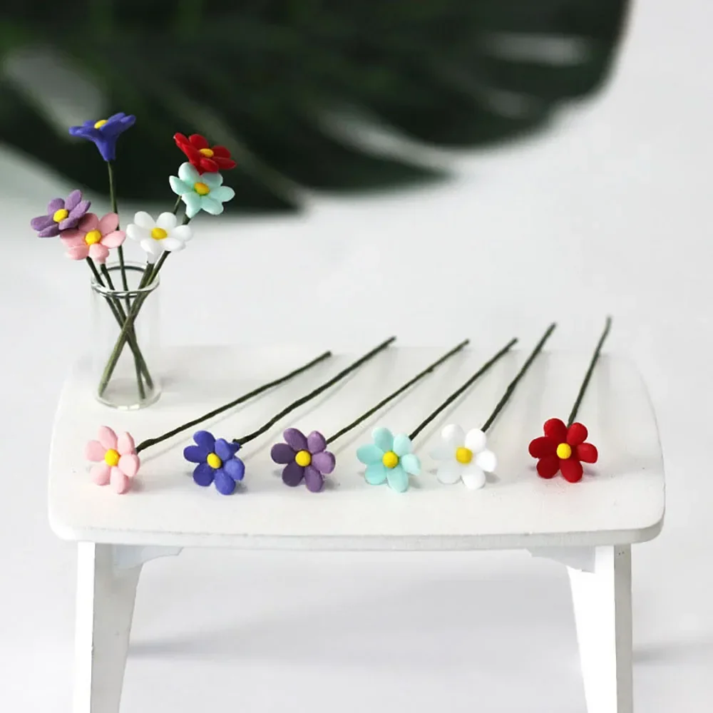 4Pcs 1/12 Doll House Miniature Resin Persian Daisy Simulation Flower Model Toy Mini Decoration Dollhouse Accessories