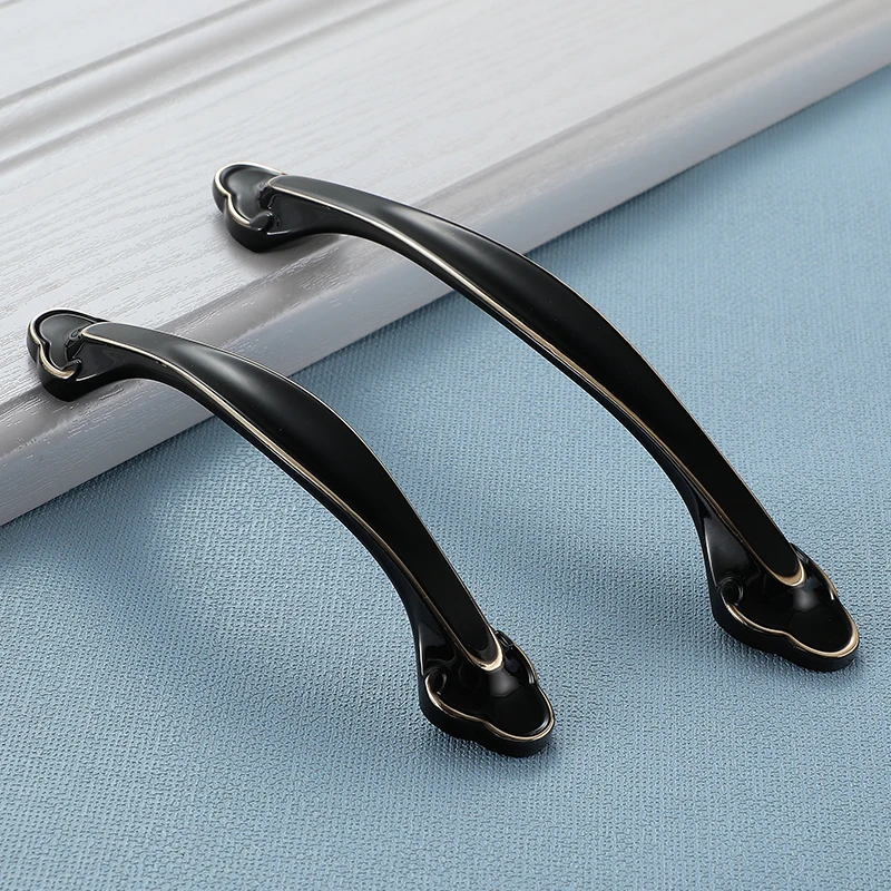 Ym European Black G…