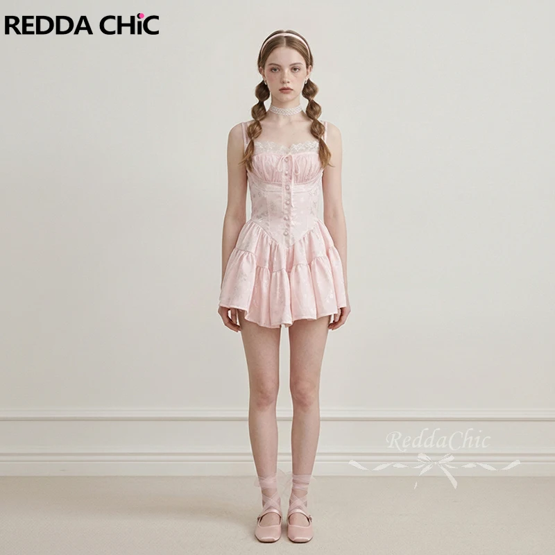 REDDACHiC Combinaison courte en satin à fleurs pour femme, sexy, jacquard, boutonnée sur le devant, col carré, mini-robe à bordure en dentelle, vêtements d'été coquette