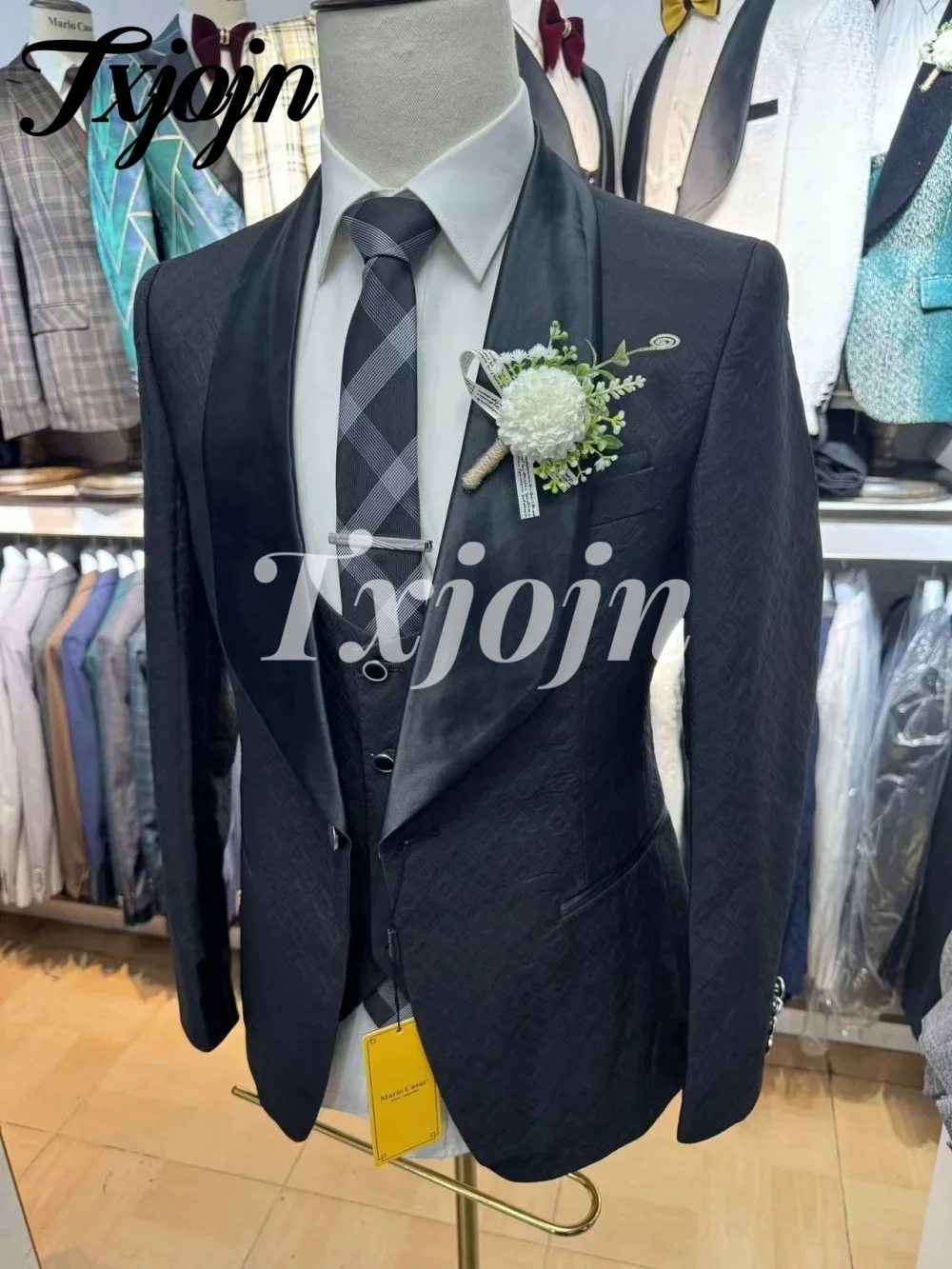 

Luxurious Jacquard Single Button Men Suit Set 2025 3PCS Charming Men Office Suit Classic Solid Groomsmen For Business Wedding Su