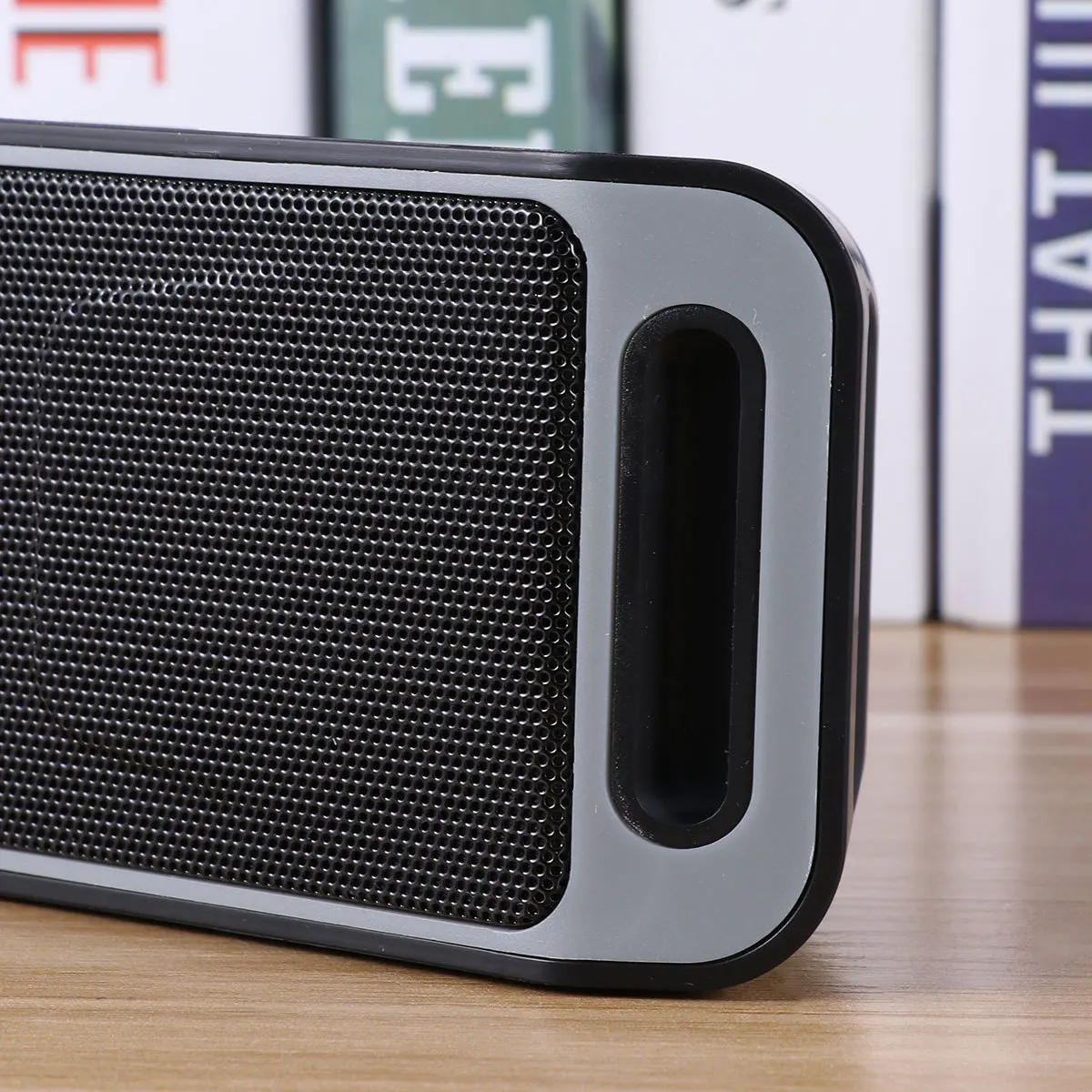 

Mini Speaker Portable Wireless Subwoofer Built-In Microphone Hd Audio Stereo Usb Mp3 Player Grey