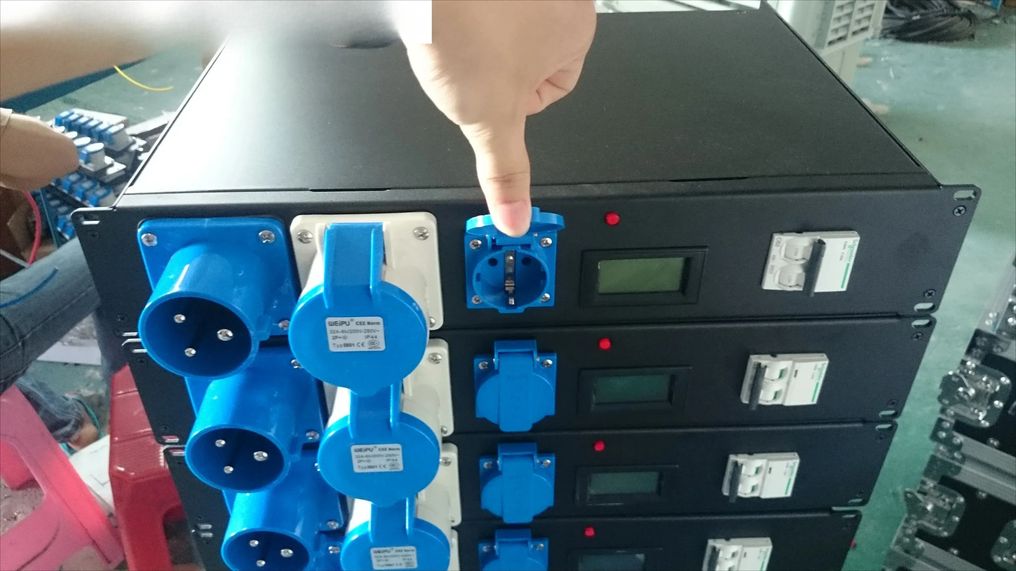 

2U Rack Power Distribution Unit Electrical Iron Box for Sound and Light