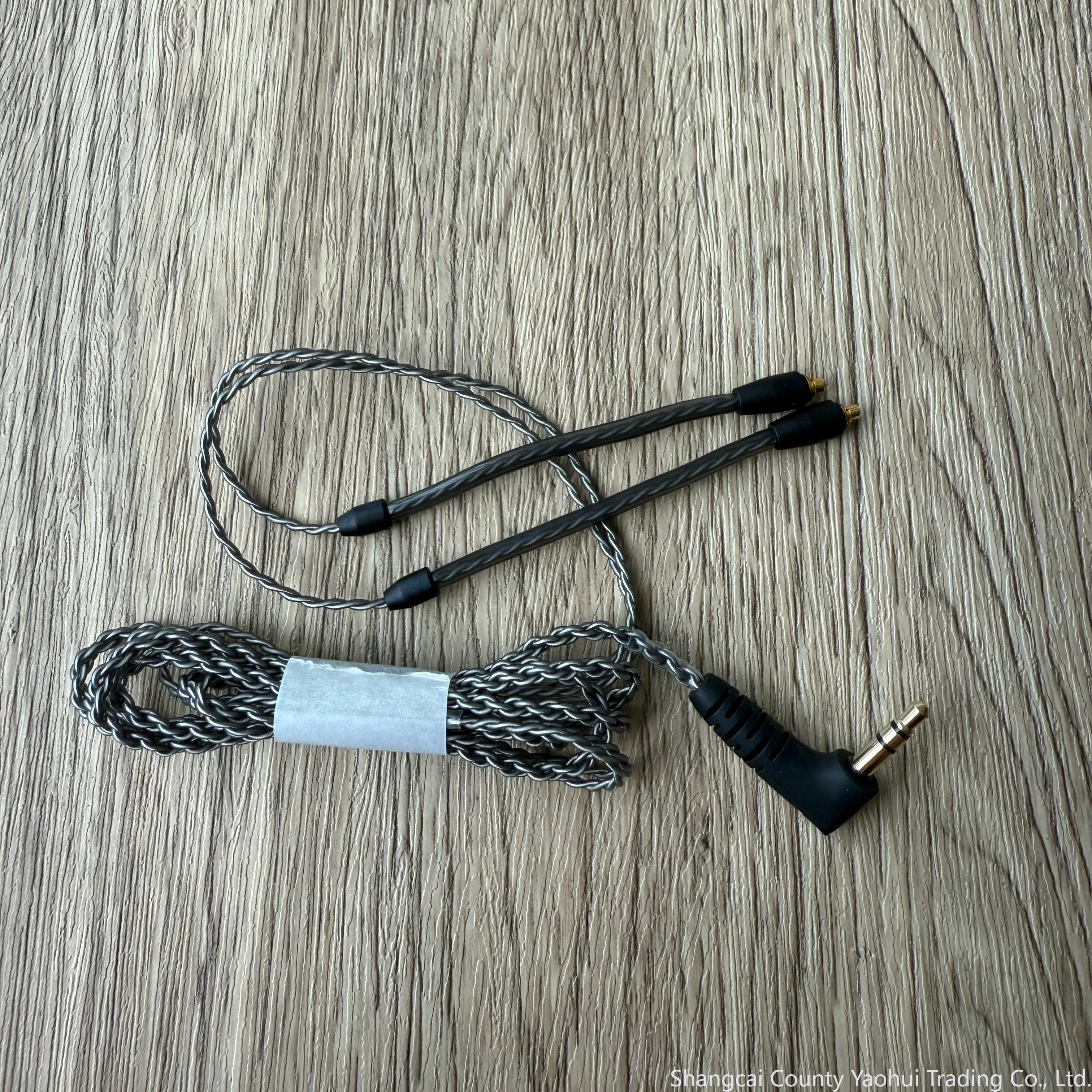 Для разборки кабеля наушников Sennheiser IE200, оригинальный односторонний кабель 3.5 мм.