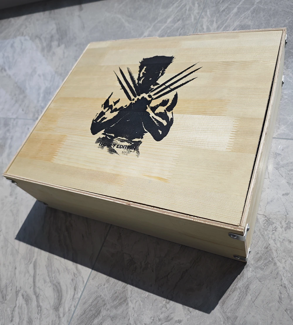 재고 있음 HCMY 울버린 플라스틱 발 코스프레 소품 장식 무기 모델 영화 주변 선물