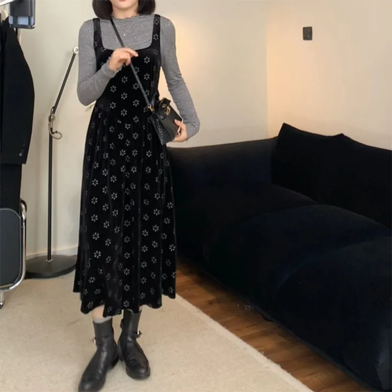 2025 ใหม่วินเทจฤดูหนาวภาษาฝรั่งเศสคํากํามะหยี่สีดําดอกไม้ชุดลําลองผู้หญิงElegant Slim FitเอวPetiteสุภาพสตรีชุดยาว