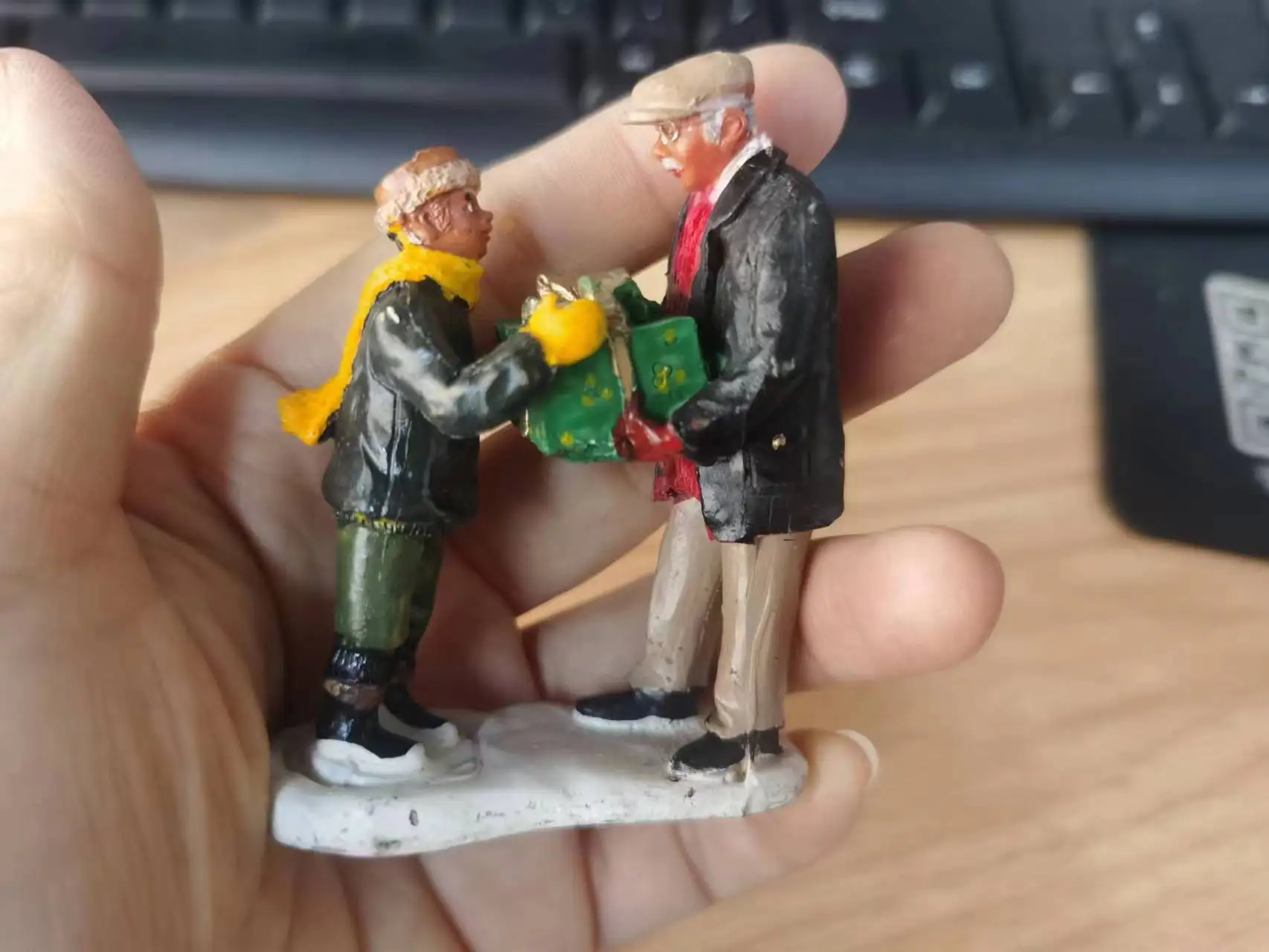 

Фигурка из смолы, умная, физическая, песочный стол, игровая коробка, придворная терапия, сын подарок отцу