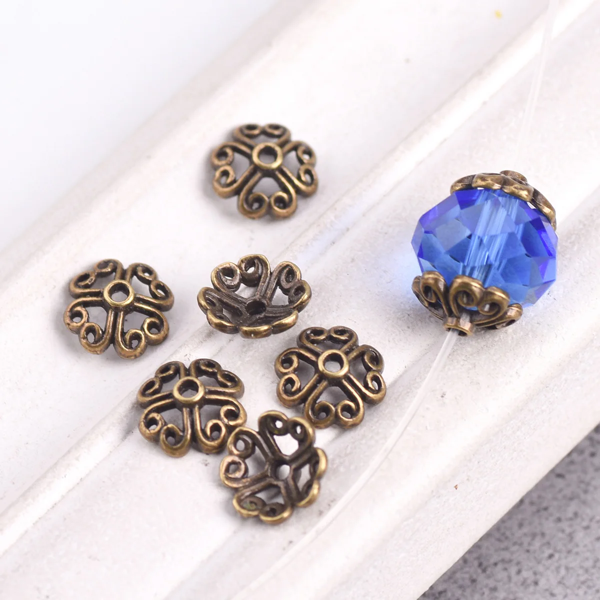 50pcs Bronze Color 8mm Flower Shape Metal Alloy Loose Spacer Beads Caps Lot For Jewelry Making DIY Crafts Findings