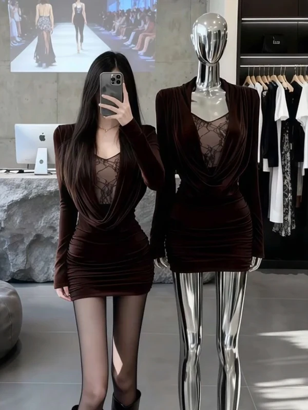 

Pure Desire Sexy Lace Splice Long Sve V-Ne Dr Women's Autumn Winter Waist-Cinching Slimming Pleated ort Skirt