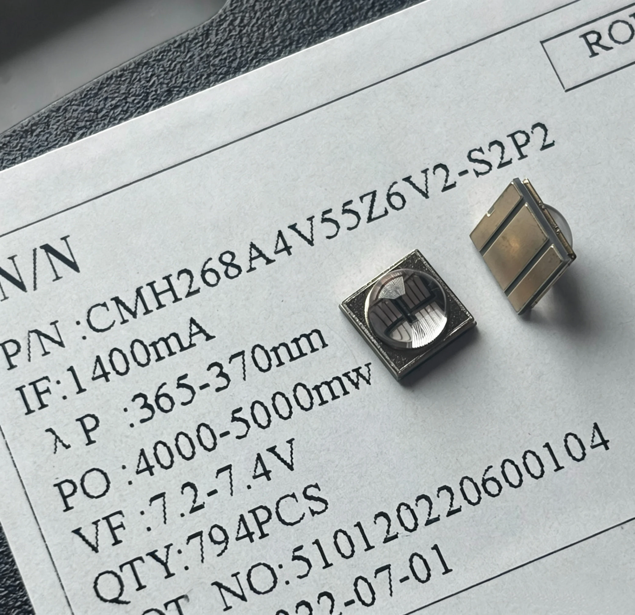 embalagem-totalmente-inorganica-lampada-led-uv-6868-365nm-15w-6v-12v