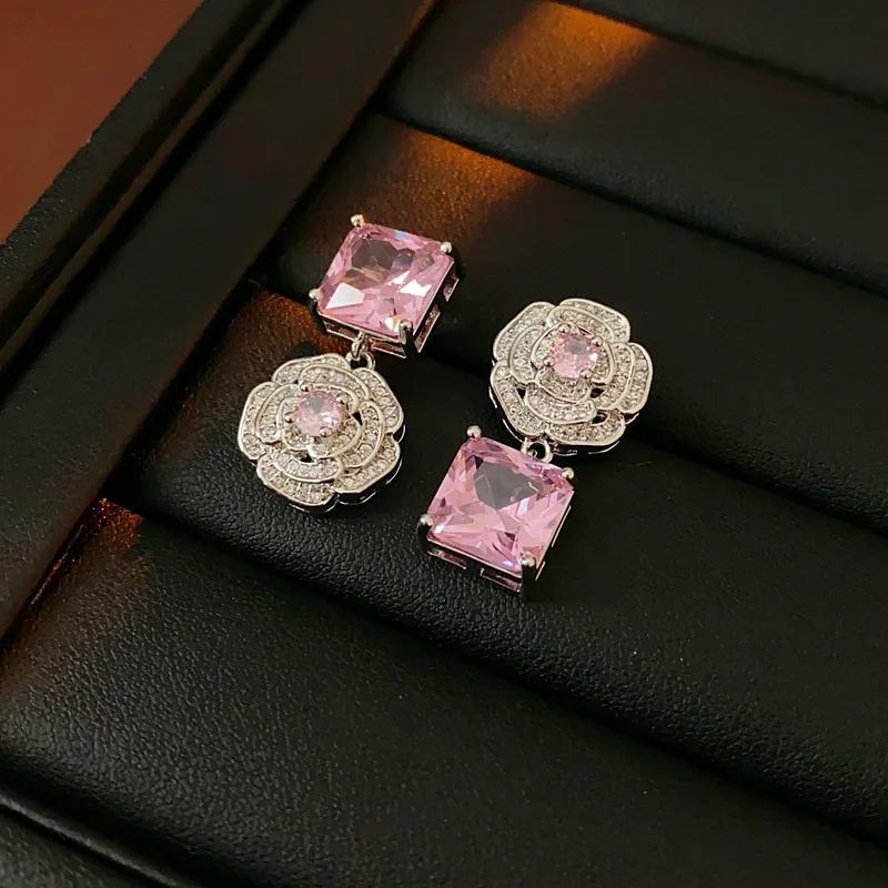 

Shiny Pink Square Zircon Earrings Dangle for Women Luxury Rhinestone Flower Asymmetric Earring High Quality Party Ear Jewelry