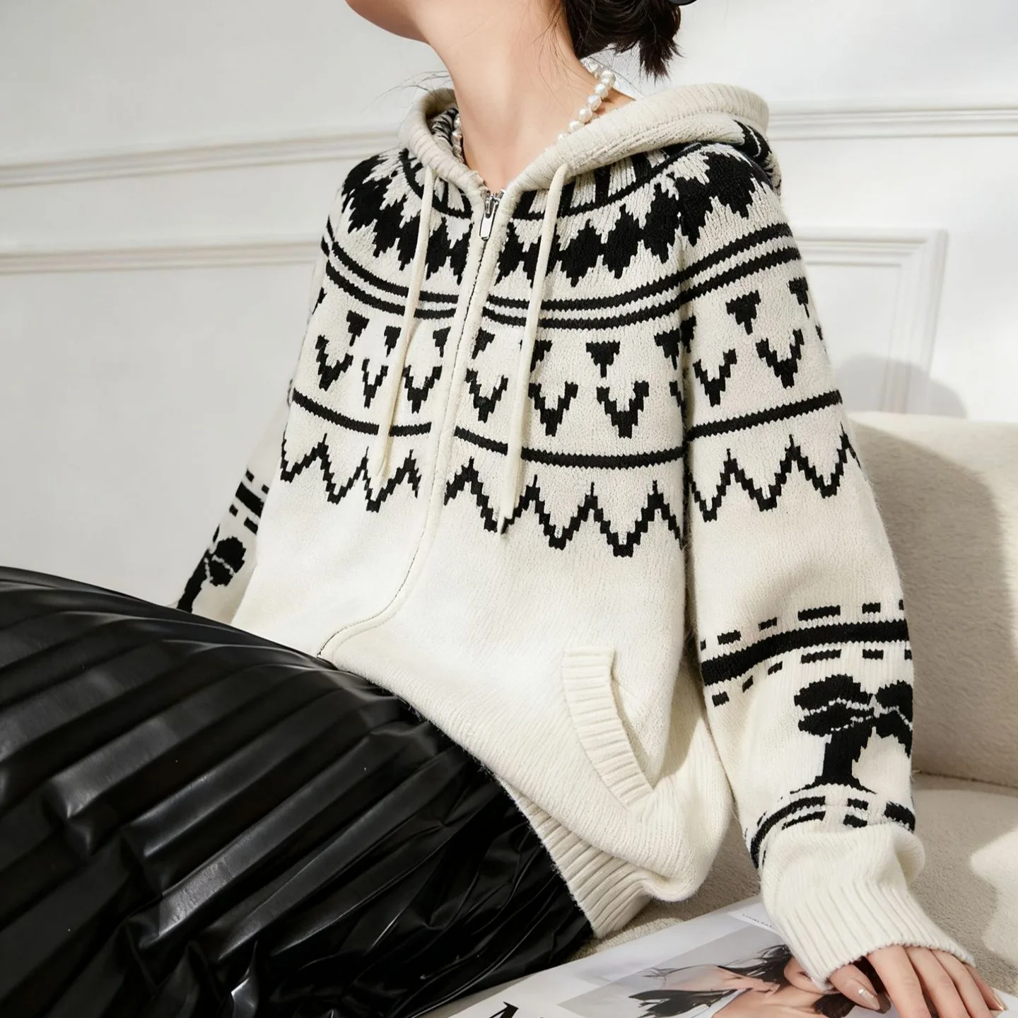 

Роскошный новый французский жаккардовый свободный вязаный кардиган с капюшоном, женский свитер, куртка на осень и зиму