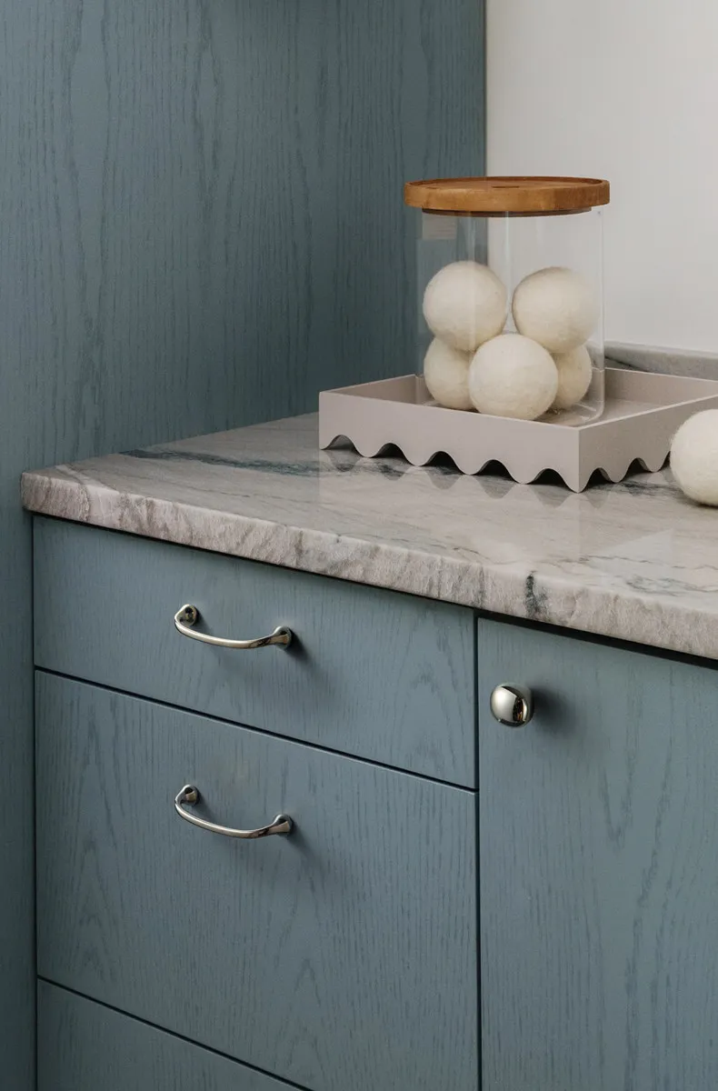 Titanium Silver Solid Brass Handles Cabinet Pull Luxury Furniture Knobs Wardrobe Drawe Bar Pull Minimalist Hardware Handles