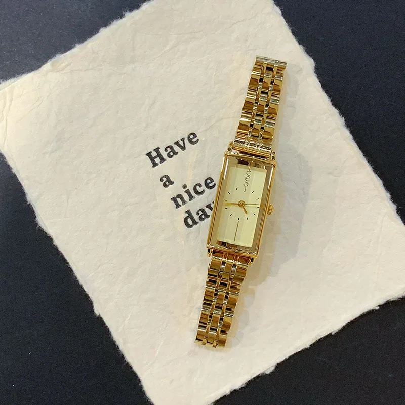 

Роскошные ретро-часы, элитный темперамент, прямоугольные часы со стальным ремешком, простые персонализированные кварцевые часы для женщин, подарок на день рождения