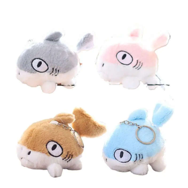 漫画のサメのぬいぐるみキーホルダー：学生バッグにユニークな揺れる小さな魚のアクセント