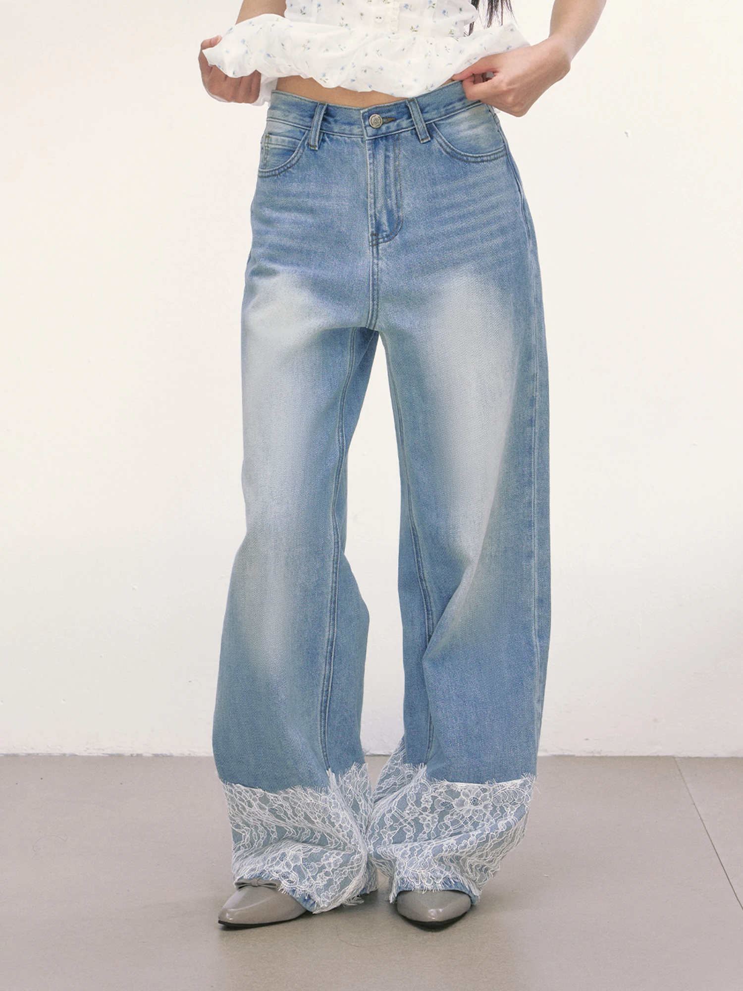 

Новые летние женские джинсы с кружевной отделкой, широкие, светлые, свободные, прямые, повседневные, с высокой талией, на молнии, длинные