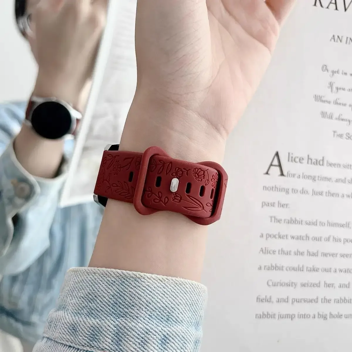 Pulseira macia de silicone de 18mm 20 22mm para huawei gt5 gt4 41mm 46mm pulseira feminina gravada para samsung galaxy 7/6/5 40 44mm pulseira de laço