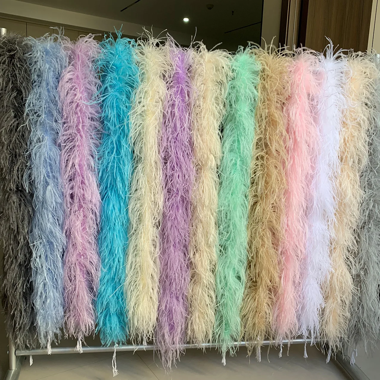 

5Ply Colored Encrypted Ostrich Feather Boa 10-15 cm Ostrich Feathers Boas Thick Scarf Shawl Cape Clothing Accessories Decoration