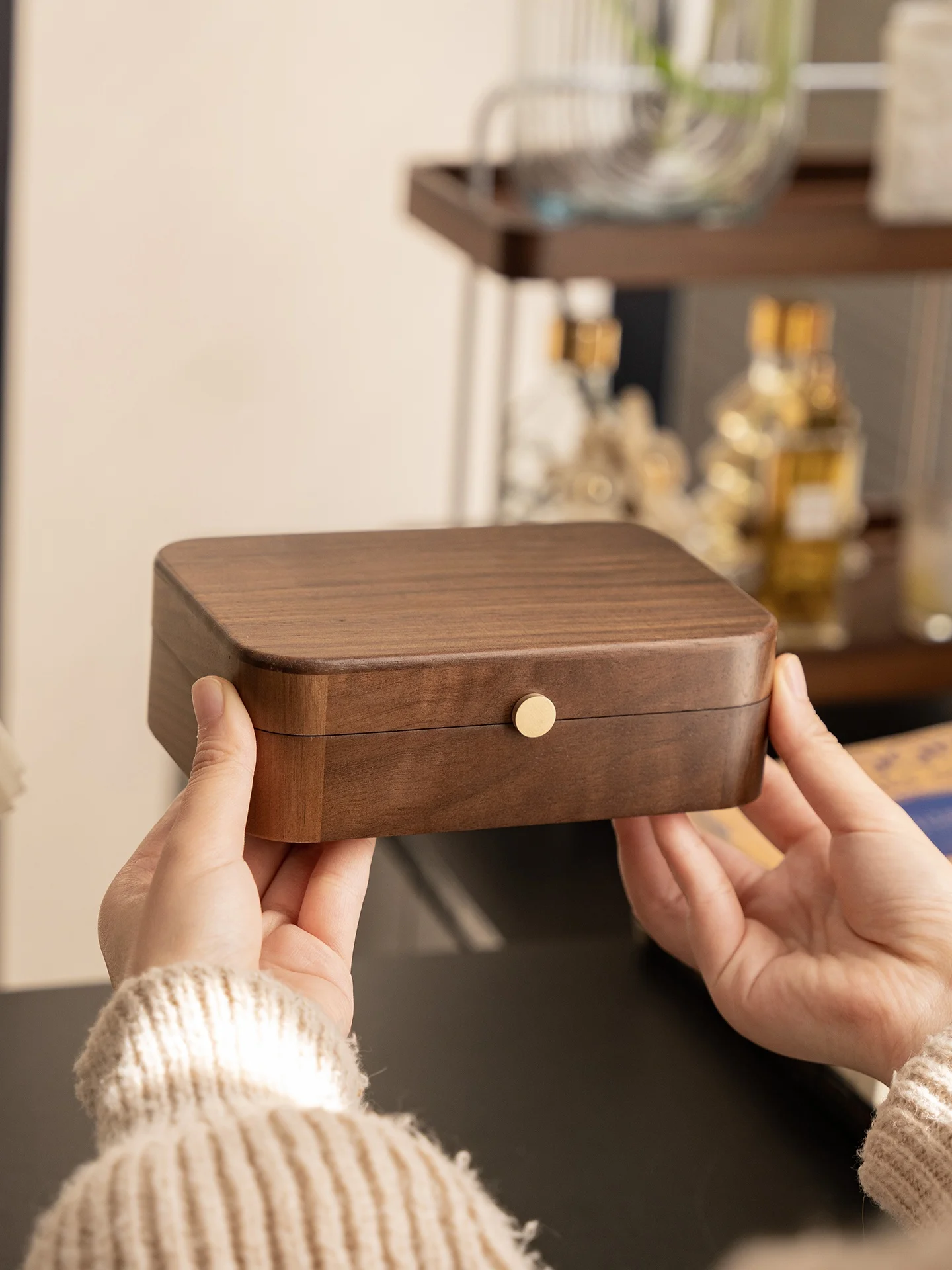 Ele Gift Box Premium Quali Bla Walnut Wood Jewelry Box Fine Crtsmanip Ideal for Small Accories And Premium Gifts