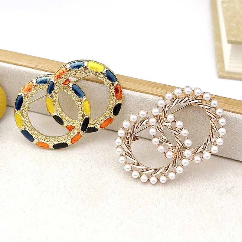 Trendy Design Pearl Colorful Enamel Double Circle Brooch Anti Slip Metal Ring Pins Women Summer Daily Colthes Button Accessories