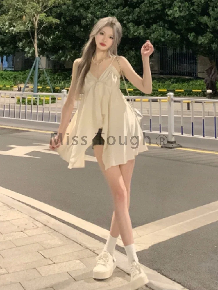 Summer Vintage Fashion Ruched Camisole Women Halter Sweet Fairy Loose Crop Top Female Korean Style Sexy Design Aesthetic Camis