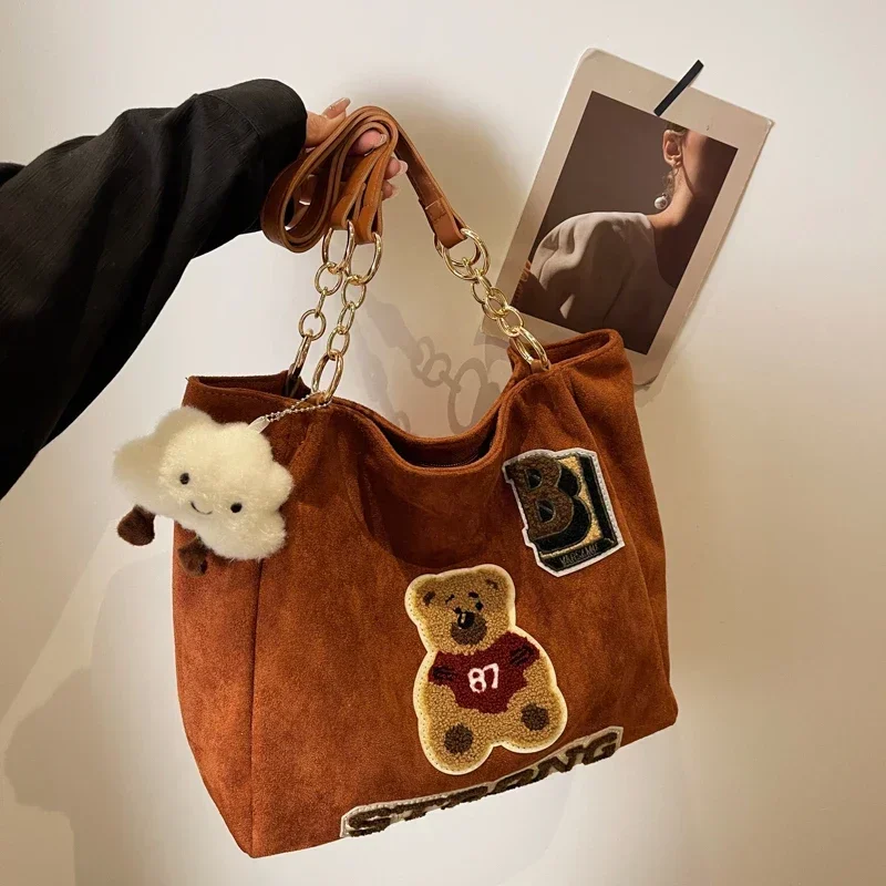 Tote Bag for Women, Large Capacity Retro New Autumn and Winter Hot Item, Morning Eight Commuting Shoulder Bag Ein Schultersack.