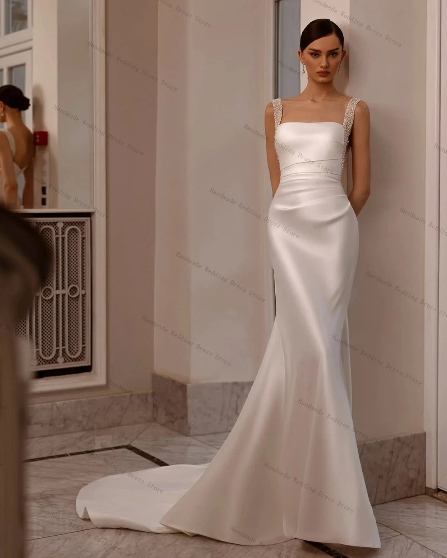 Perles blanches femmes Robe de mariée surjupe Sexy sans manches rayure Satin gaine Robe de soirée de mariée plage Boho Robe personnalisée