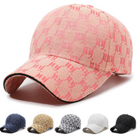 Elegant and Trendy White Baseball Cap: A Blend of Style and Versatility