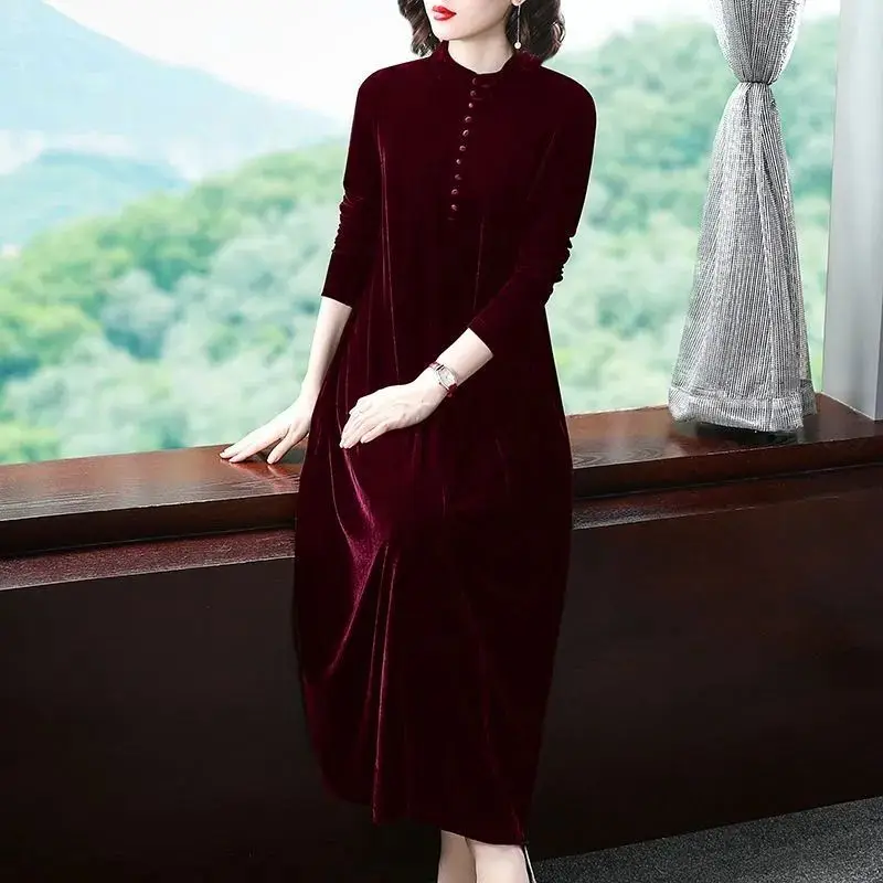 Women\'s Autumn and Winter New Pullover Round Neck Fashion Button Solid Color Loose and Knee Over Long Sleeve Golden Velvet Dress