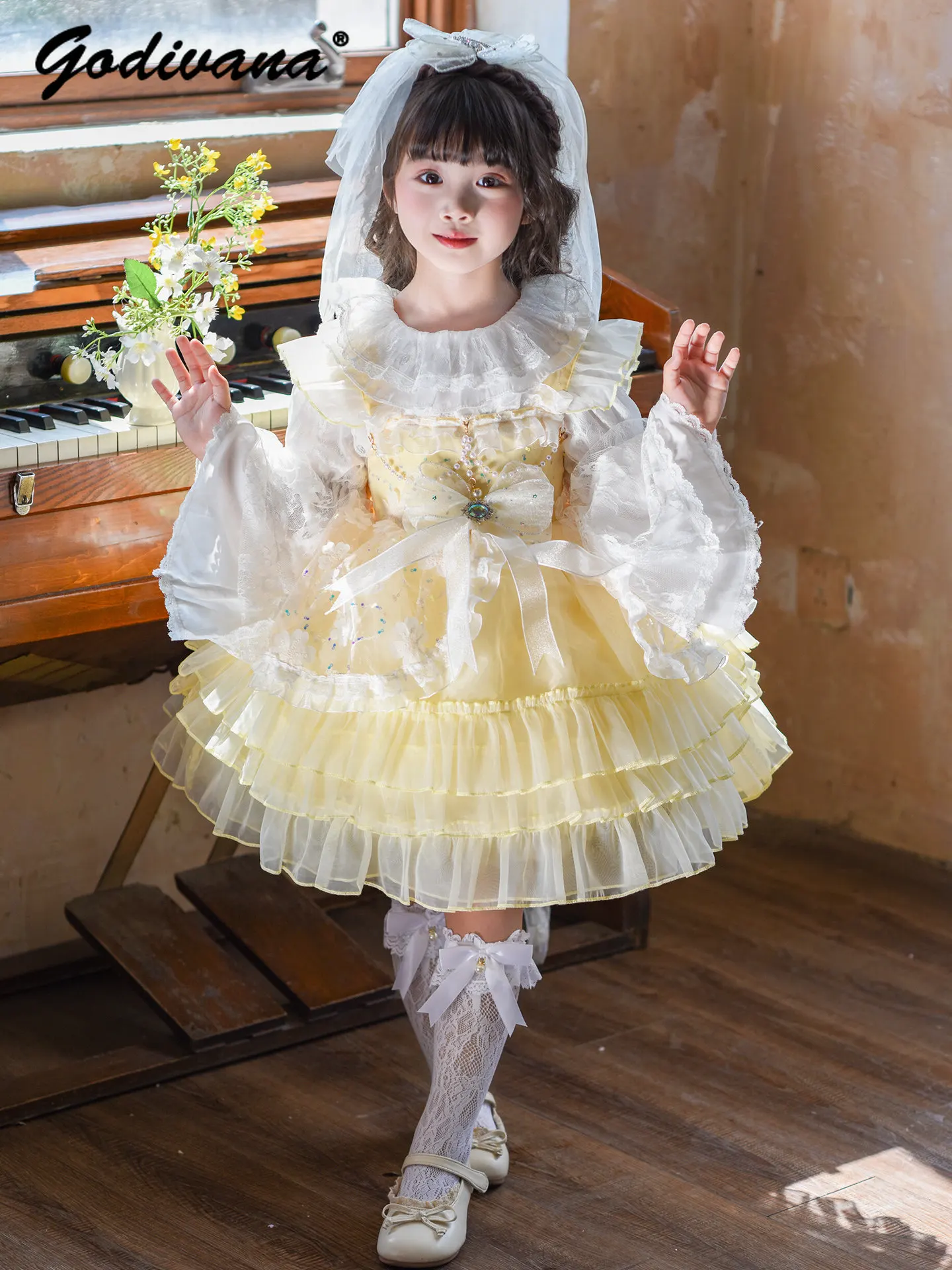 

Sweet Baby Girls High End Heavy Lolita Princess Dress All Season Kids Bow Tulle Cake Tutu Dress and White Lace Bottom Shirt Set