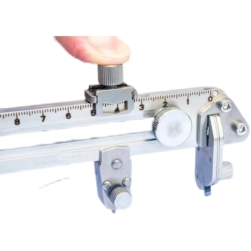 One-piece ceiling aluminum splint round hole opener honeycomb gypsum board portable manual hole positioning compass knife