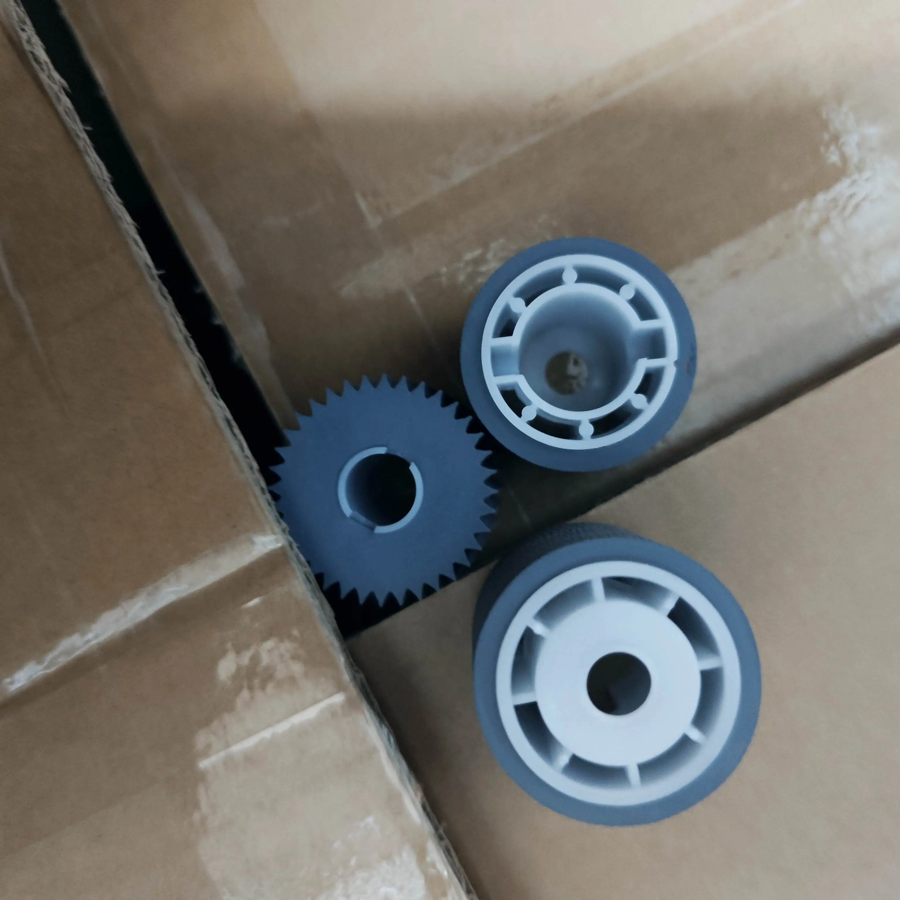 

10шт. A4EUR71400 Ролик захвата бумаги для Konica Minolta BIZHUB BH920 1200 950 1050 7085 C6500 6501 Ролик подачи