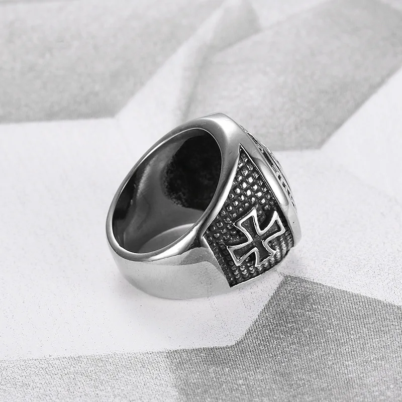 New gold color Knights Templar Cross Ring Men 316L Stainless Steel Ordre Temple Ancient Zircon Glory Rings Fashion Mens Jewelry