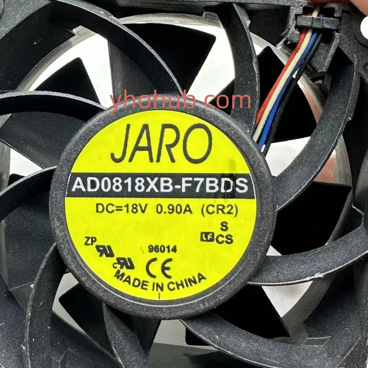 

ADDA AD0818XB-F7BDS DC 18 В 0,90 А 80X80X38 мм Серверный охлаждающий вентилятор