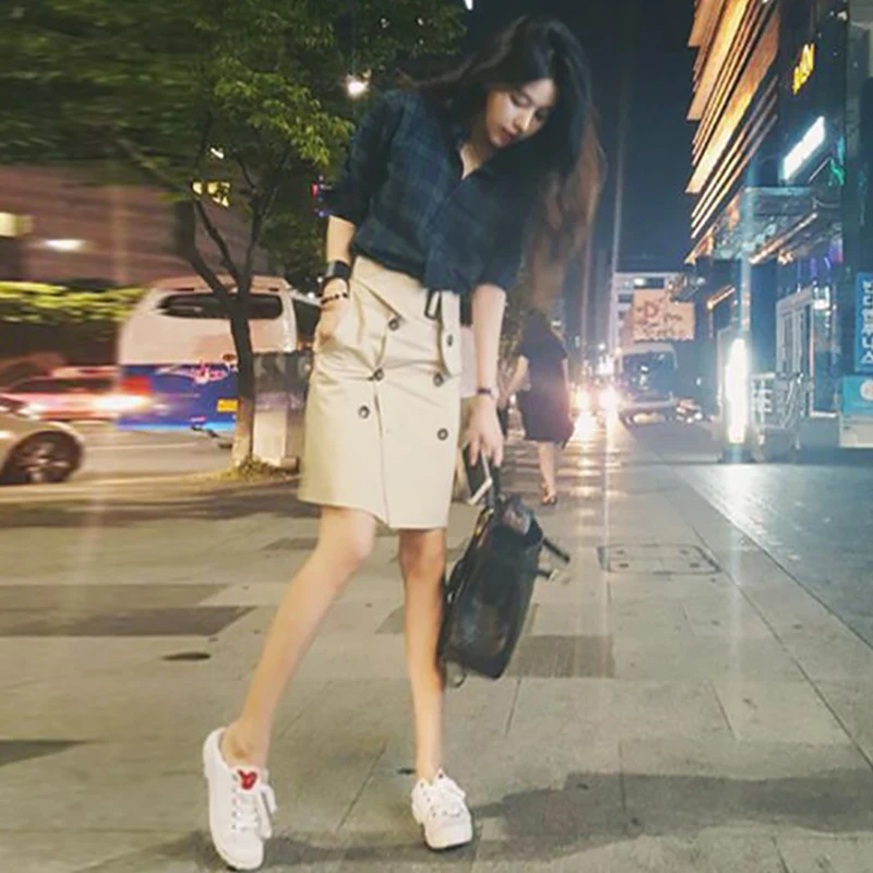 Chic High Waist A-Line  Skirt with Slanted Zipper in Khaki Color Women's Korean Style Hong Kong Flavor Short Skirt
