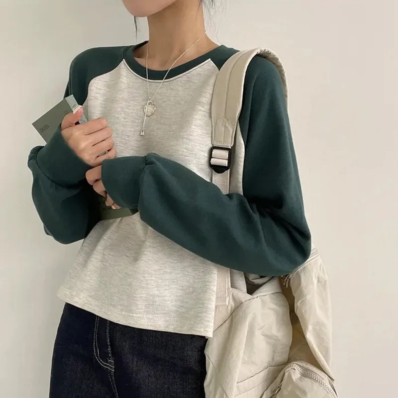 Thumbnail 4 - #83 Best Womens Long Sleeve T-Shirts to Buy In 2026